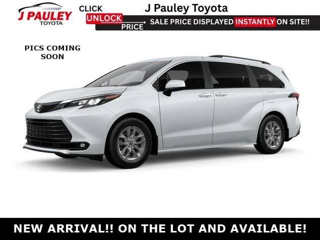 2026 Toyota Sienna XLE — photo 1 of 30