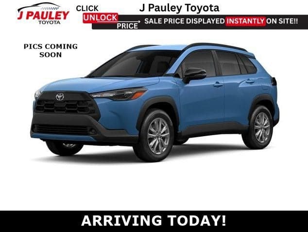 2026 Toyota Corolla Cross LE — photo 1 of 5