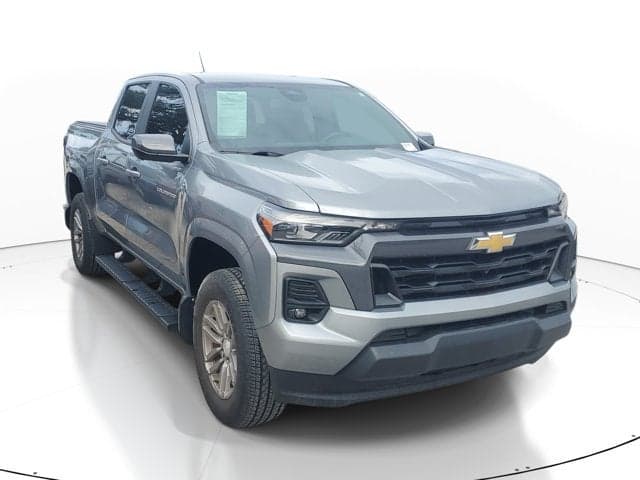 2023 Chevrolet Colorado 2WD LT — photo 1 of 23