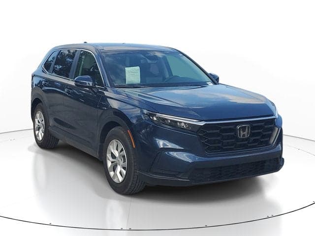 2025 Honda CR-V LX — photo 1 of 11