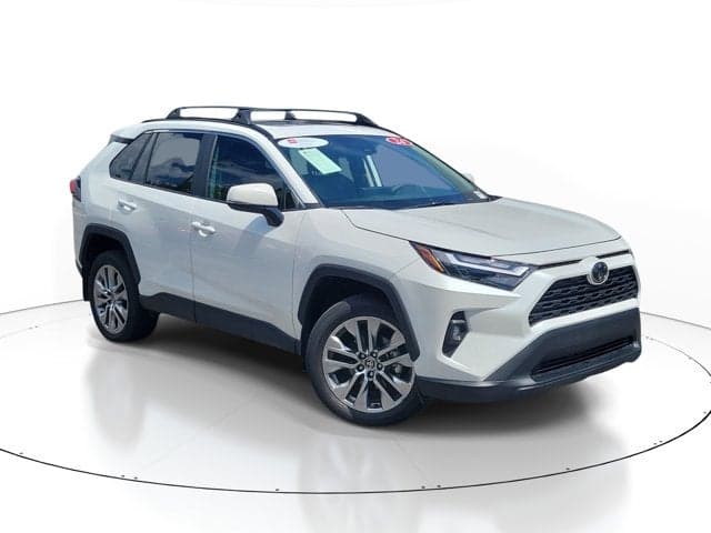 2024 Toyota RAV4 XLE Premium — photo 1 of 5