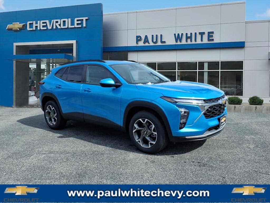 2026 Chevrolet Trax LT — photo 1 of 15