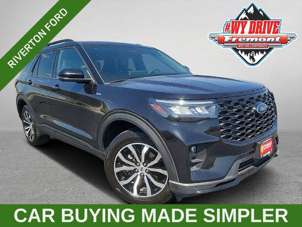 2025 Ford Explorer ST-Line — photo 1 of 61