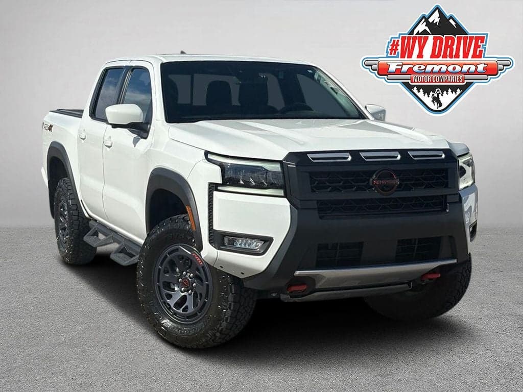 2026 Nissan Frontier PRO-4X — photo 1 of 42