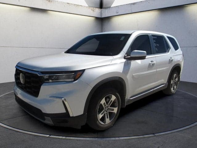 2023 Honda Pilot EX-L 7 Passenger — photo 1 of 7