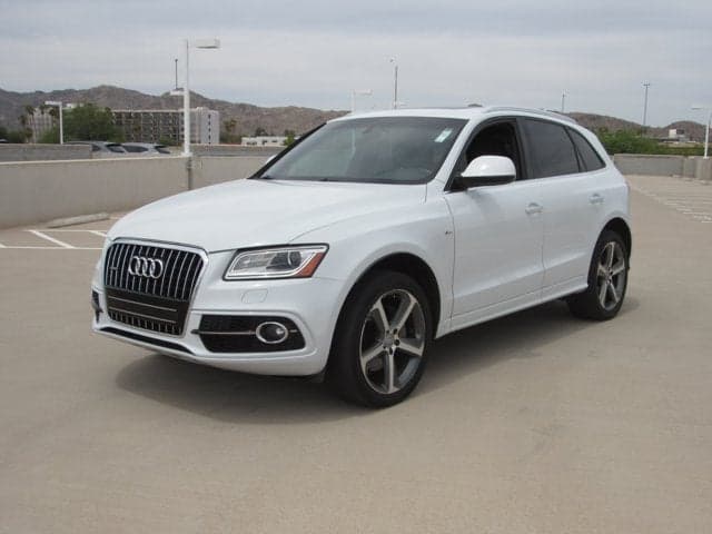 2017 Audi Q5 Premium Plus — photo 1 of 45
