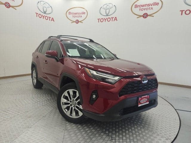 2024 Toyota RAV4 XLE Premium — photo 1 of 17