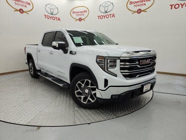 2026 GMC Sierra 1500 SLT — photo 1 of 5