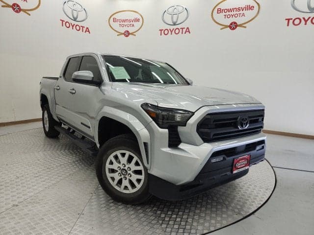 2025 Toyota Tacoma 2WD SR5 — photo 1 of 8