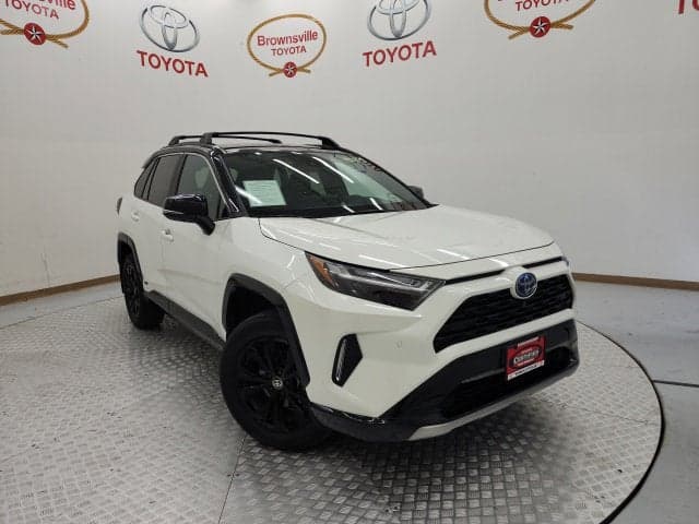 2022 Toyota RAV4 Hybrid XSE — photo 1 of 5