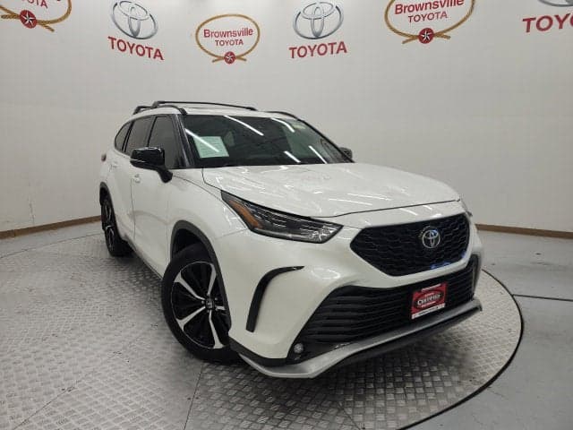 2021 Toyota Highlander XSE — photo 1 of 8