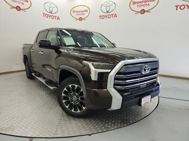 2022 Toyota Tundra 4WD Limited — photo 1 of 14
