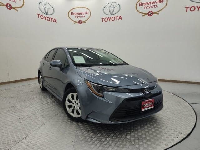 2026 Toyota Corolla LE — photo 1 of 15