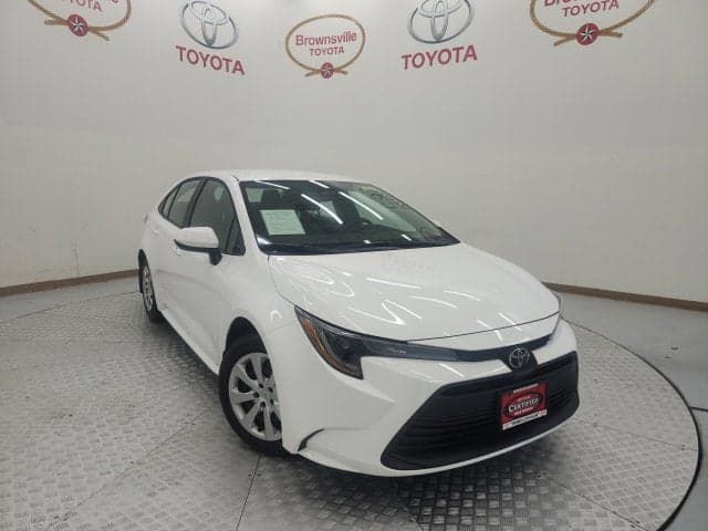 2027 Toyota Corolla LE — photo 1 of 55