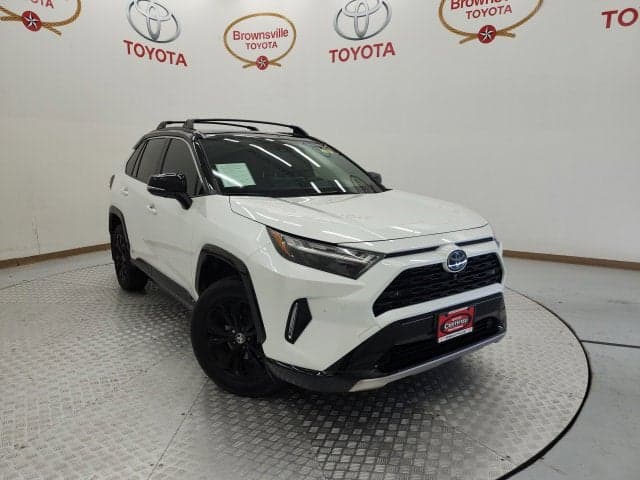 2023 Toyota RAV4 Hybrid XSE — photo 1 of 5