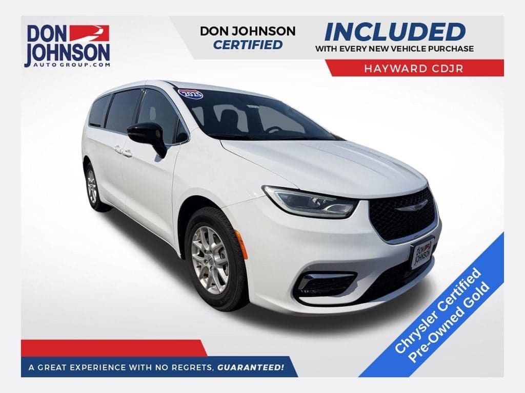 2025 Chrysler Pacifica Select — photo 1 of 40