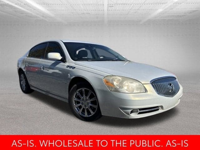 2010 Buick Lucerne CXL — photo 1 of 2