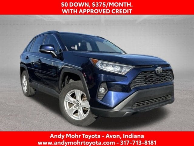 2019 Toyota RAV4 XLE — photo 1 of 5