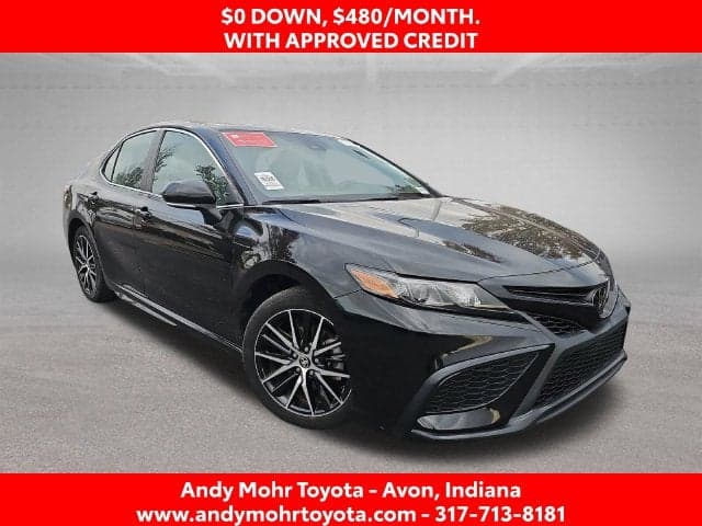 2024 Toyota Camry SE — photo 1 of 5
