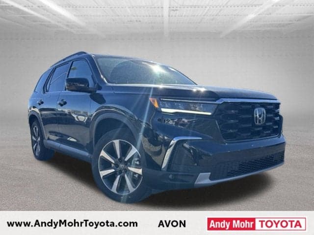 2025 Honda Pilot Touring — photo 1 of 14