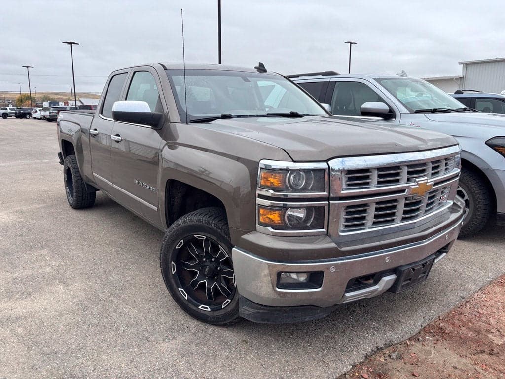 2015 Chevrolet Silverado 1500 LTZ — photo 1 of 5