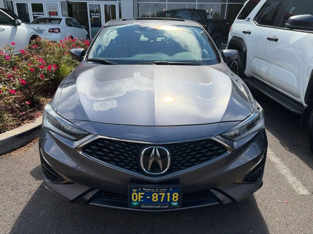 2022 Acura ILX Base — photo 1 of 10