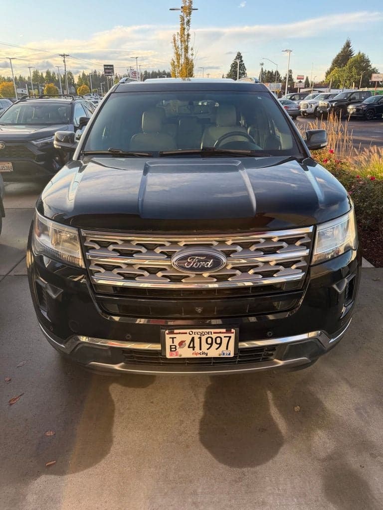 2018 Ford Explorer Limited — photo 1 of 11