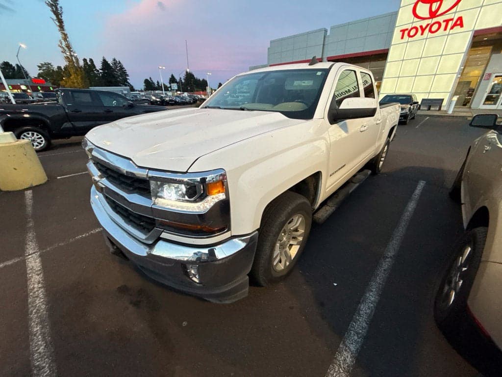 2019 Chevrolet Silverado 1500 LD LT — photo 1 of 10