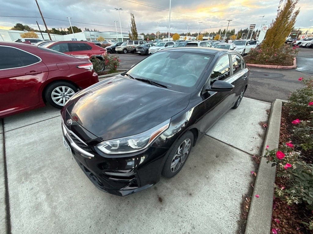 2019 Kia Forte LXS — photo 1 of 5