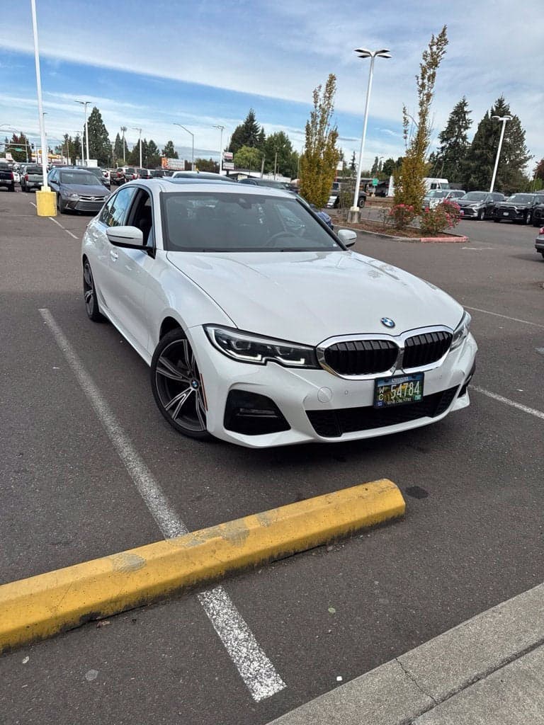 2020 BMW 3 Series 330i — photo 1 of 13