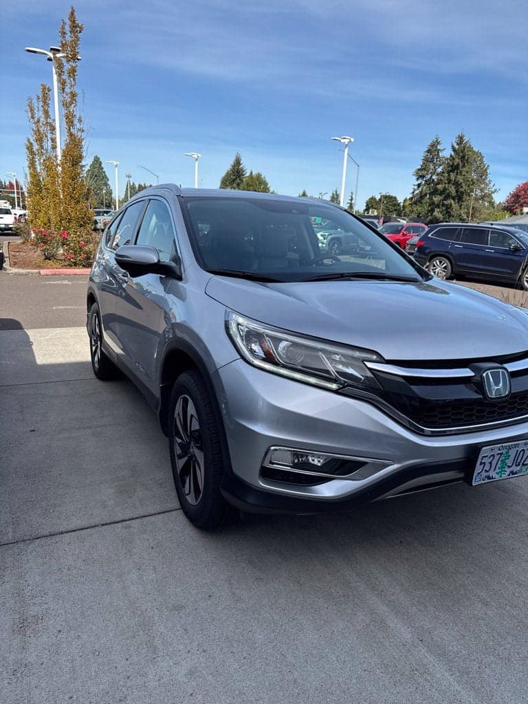 2016 Honda CR-V Touring — photo 1 of 10