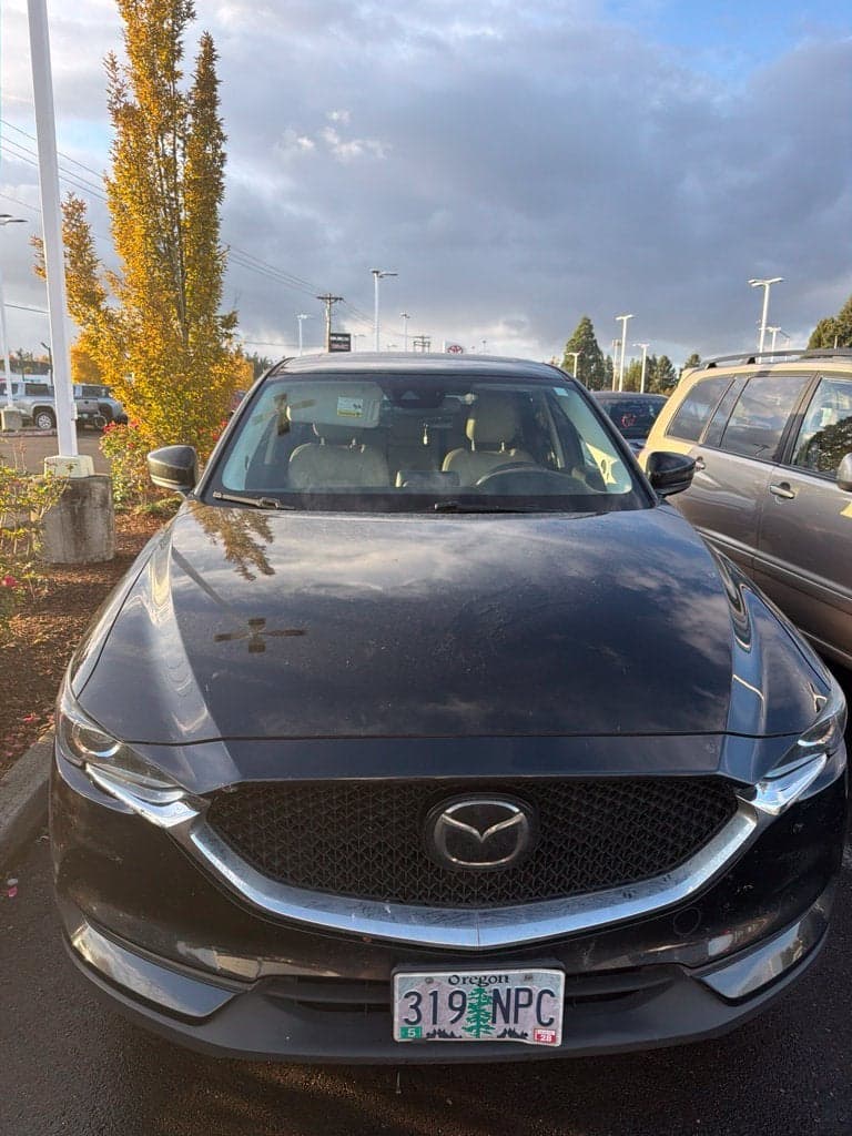 2019 Mazda CX-5 Touring — photo 1 of 5