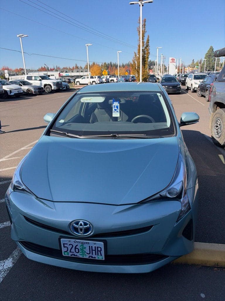2016 Toyota Prius Two — photo 1 of 5