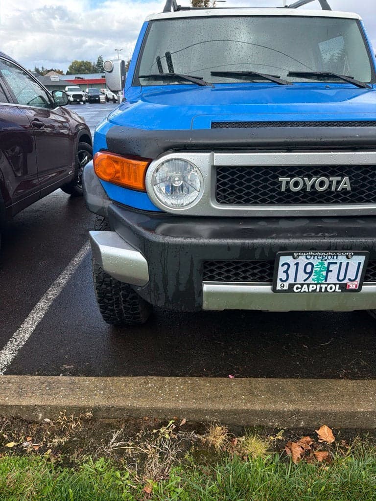 2007 Toyota FJ Cruiser Base — photo 1 of 5