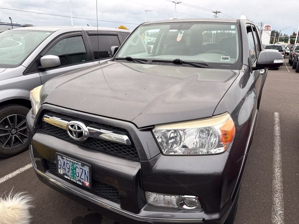 2011 Toyota 4Runner SR5 — photo 1 of 10