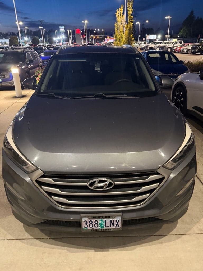 2018 Hyundai Tucson SEL — photo 1 of 11