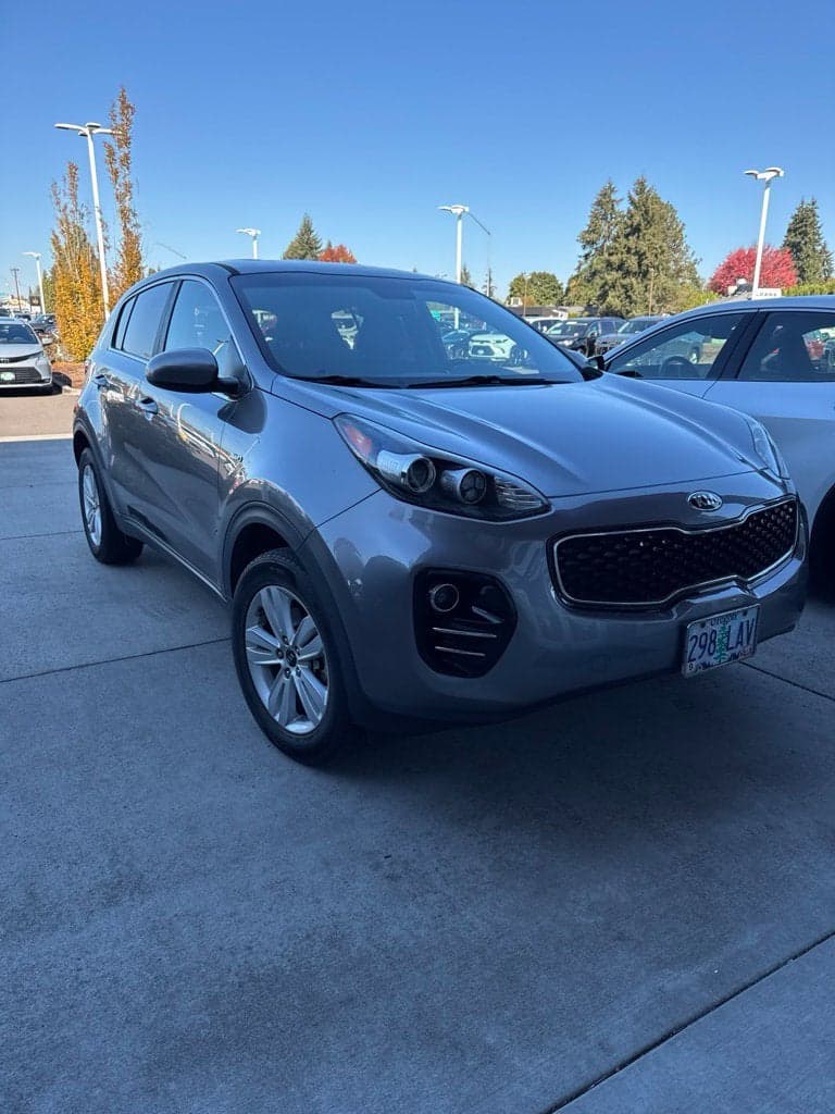 2019 Kia Sportage LX — photo 1 of 5