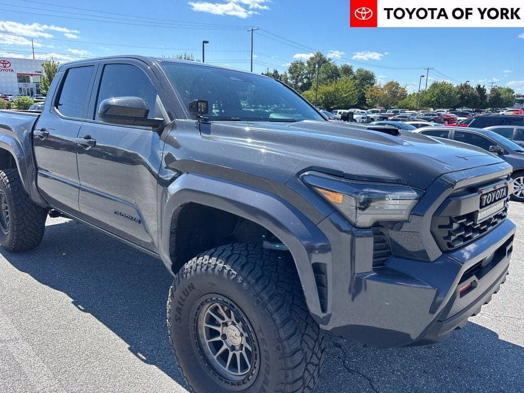 2025 Toyota Tacoma 4WD TRD Sport — photo 1 of 2