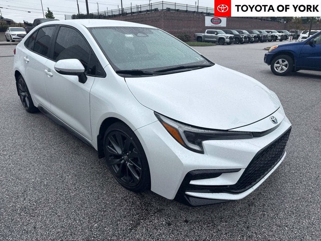 2023 Toyota Corolla Base — photo 1 of 3