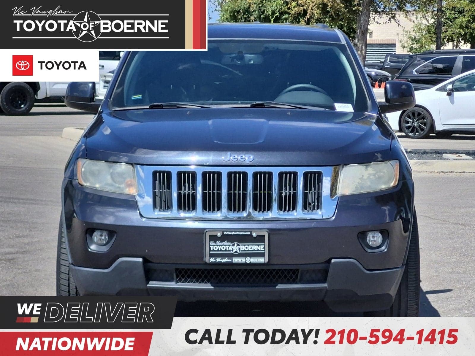 2013 Jeep Grand Cherokee Laredo — photo 1 of 42
