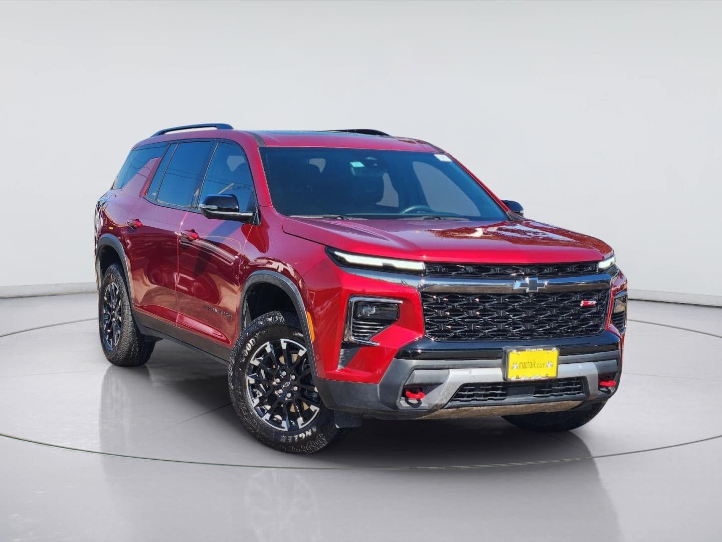 2025 Chevrolet Traverse AWD Z71 — photo 1 of 5