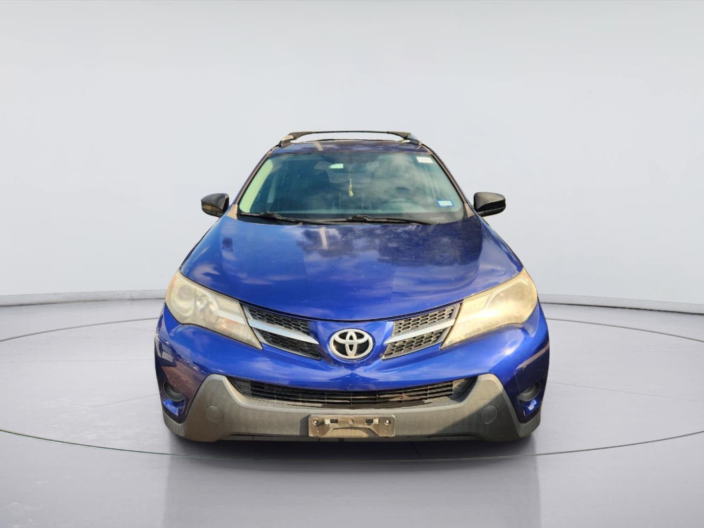 2014 Toyota RAV4 LE — photo 1 of 8