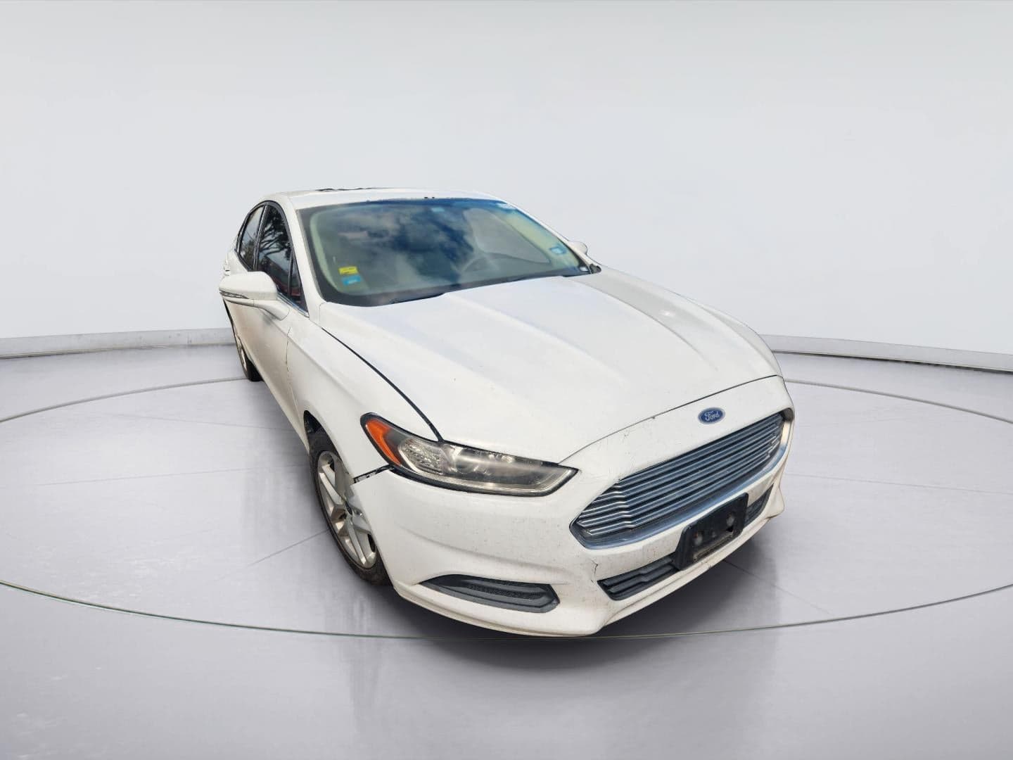 2013 Ford Fusion SE — photo 1 of 16