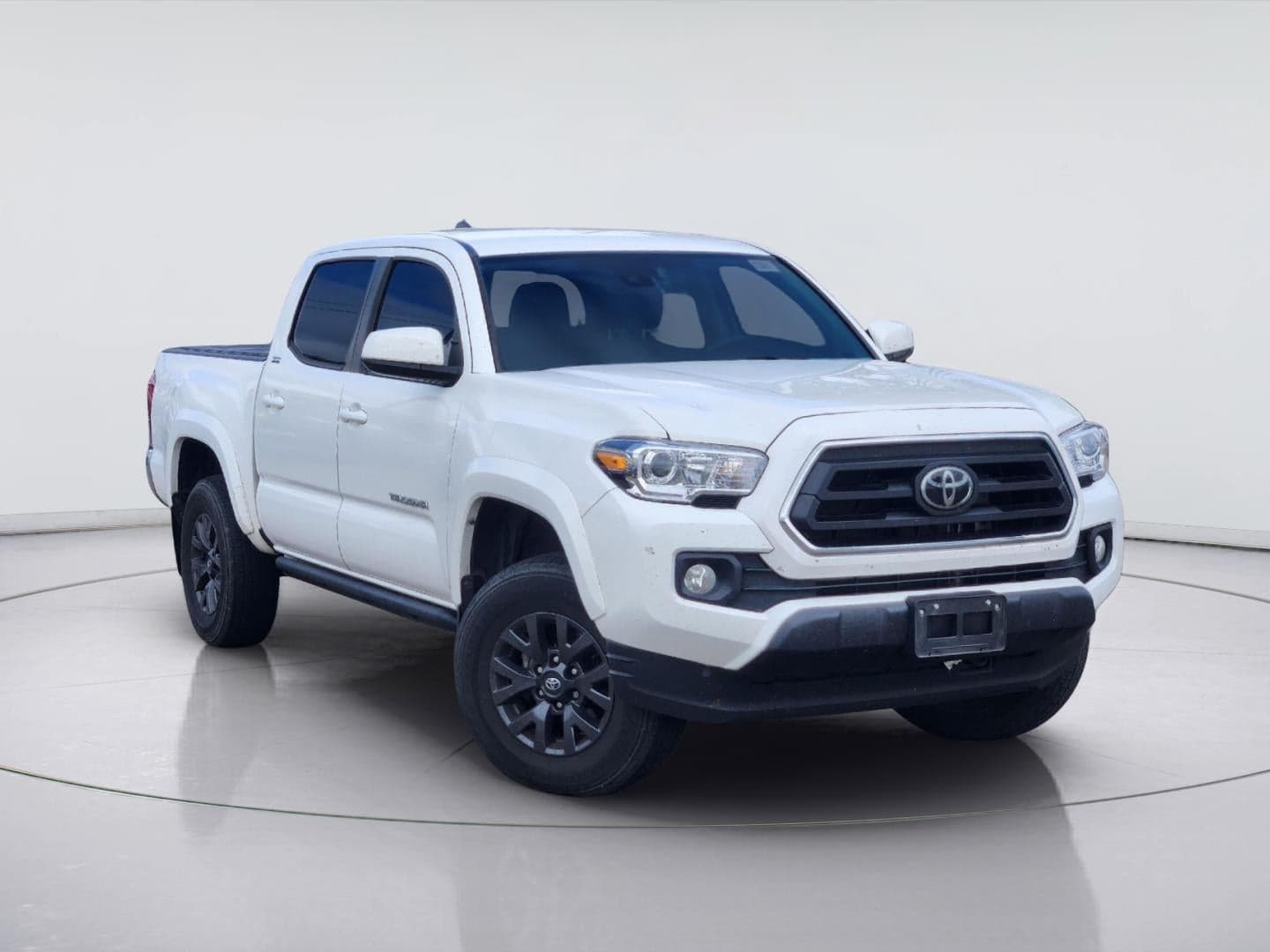 2023 Toyota Tacoma 2WD Base — photo 1 of 32