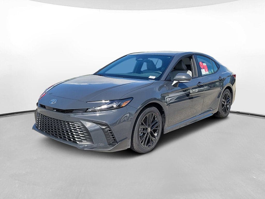 2027 Toyota Camry SE — photo 1 of 5