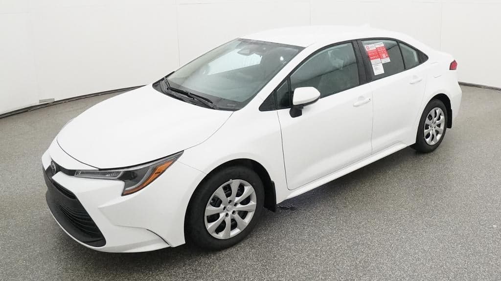 2026 Toyota Corolla LE — photo 1 of 33