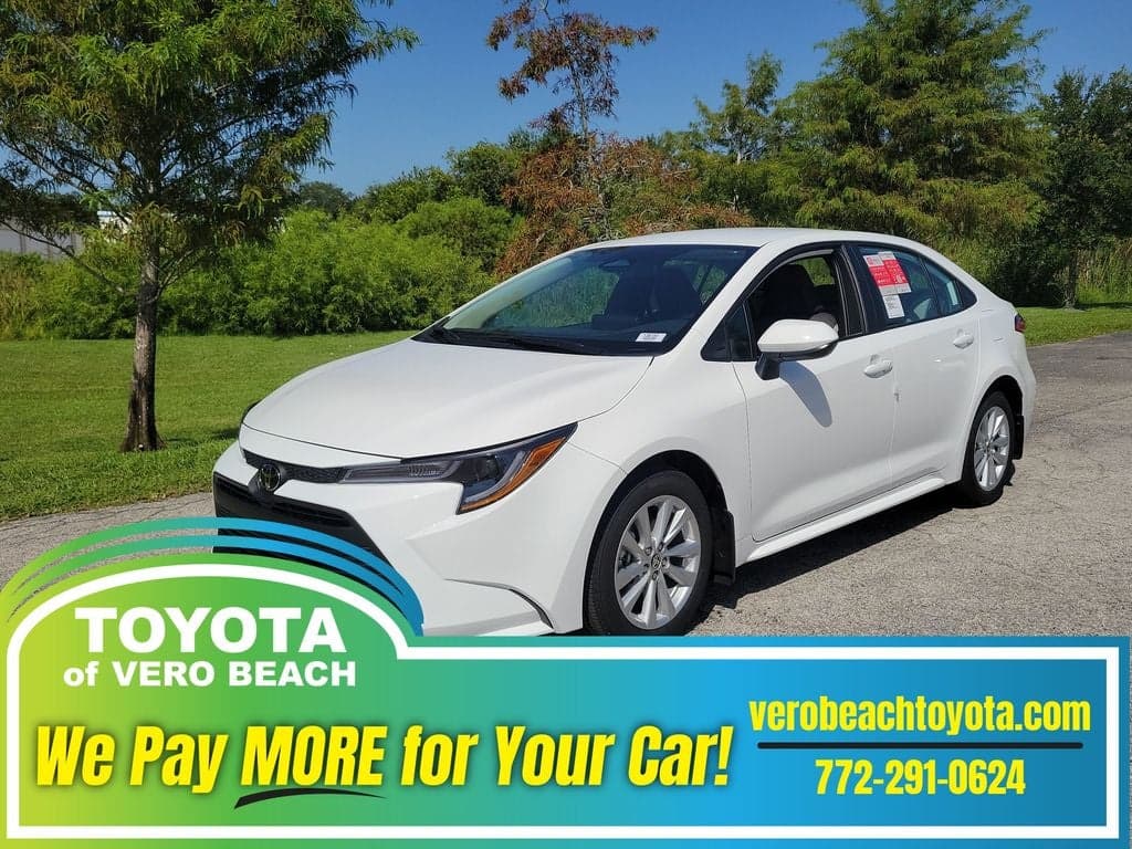 2026 Toyota Corolla LE — photo 1 of 30