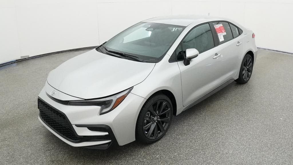 2026 Toyota Corolla SE — photo 1 of 33