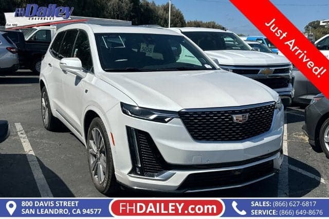 2024 Cadillac XT6 AWD Premium Luxury — photo 1 of 5