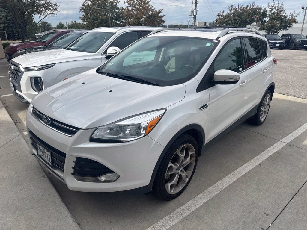 2016 Ford Escape Titanium — photo 1 of 5